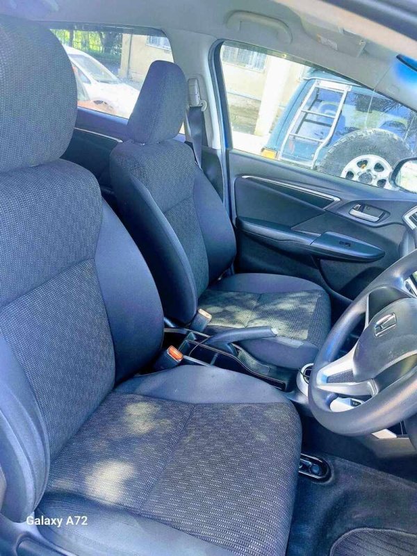ფოტო 5 HONDA FIT 2013