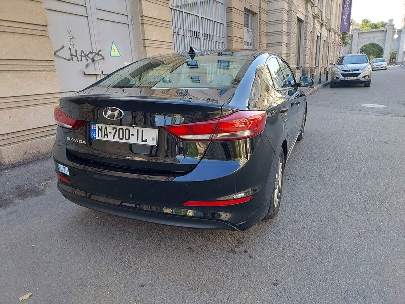 ფოტო 9 HYUNDAI Elantra 2017