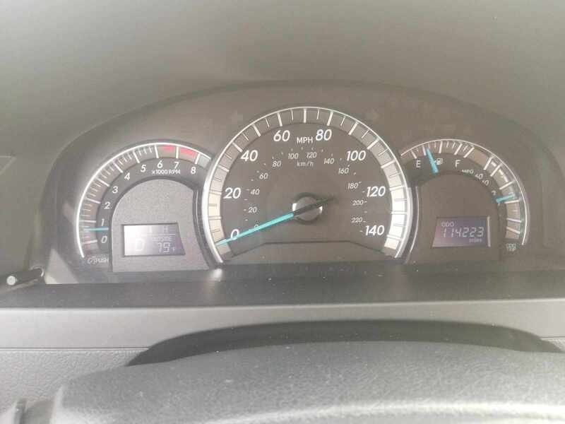 ფოტო 8 TOYOTA Camry 2012