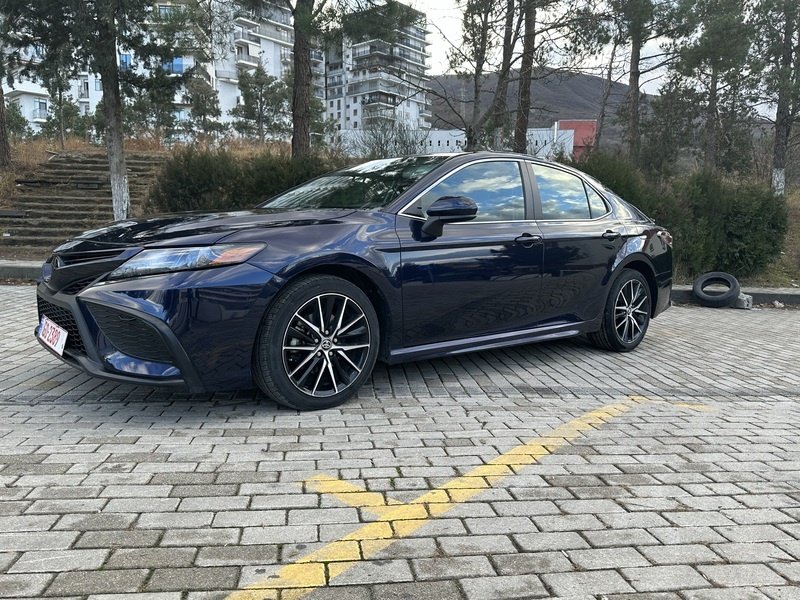 ფოტო 7 TOYOTA Camry 2021