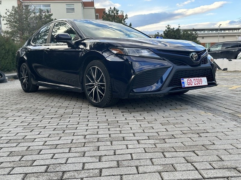 ფოტო 8 TOYOTA Camry 2021
