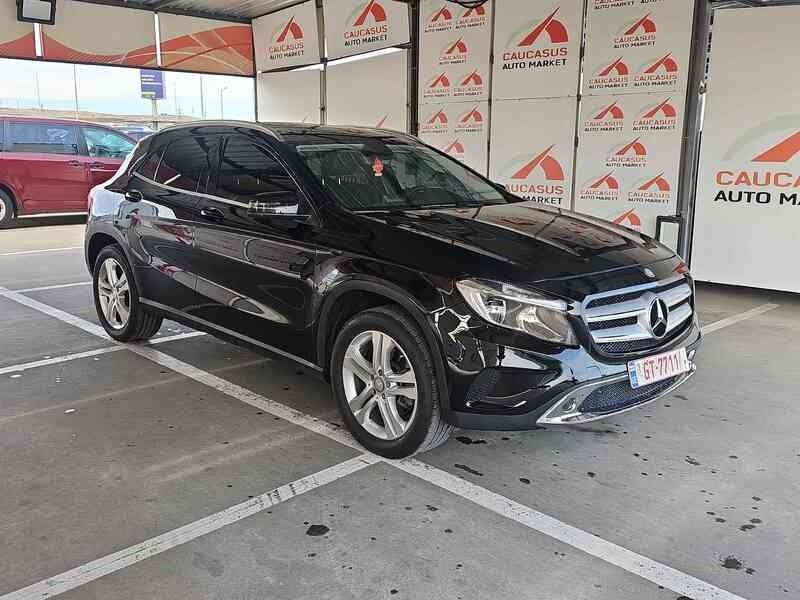 ფოტო 2 Mercedes-Benz GLA-Class 2015