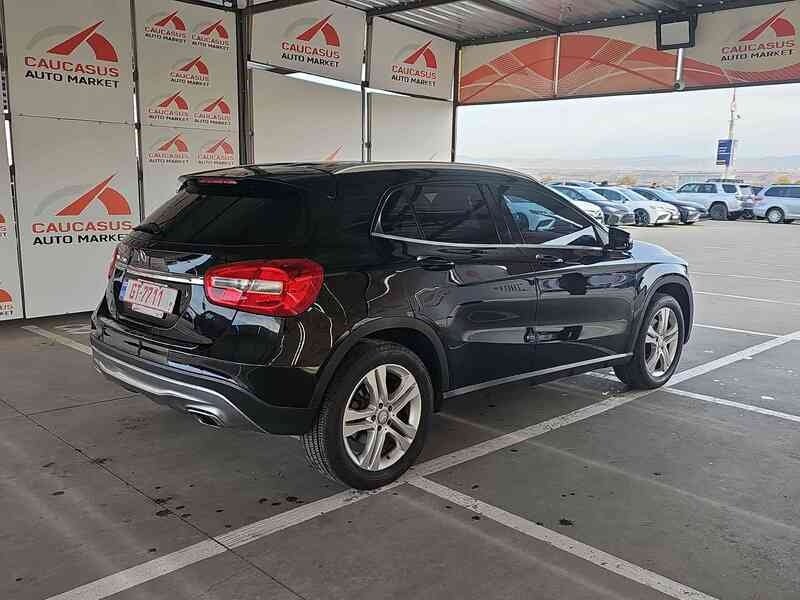 ფოტო 3 Mercedes-Benz GLA-Class 2015