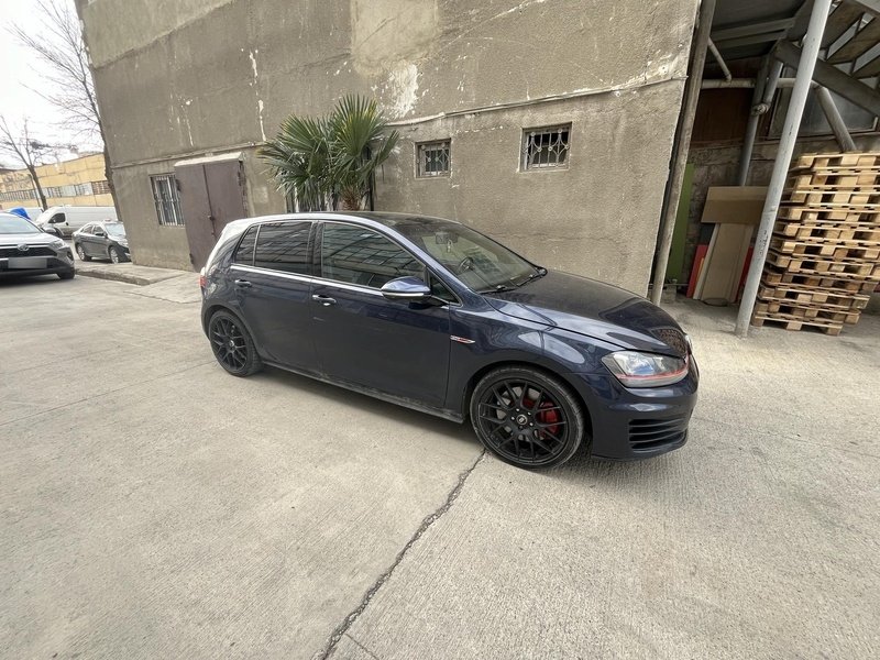 ფოტო 4 VOLKSWAGEN GTI 2015