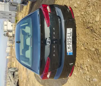 ფოტო 4 HYUNDAI Elantra 2020 thumb