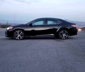 ფოტო 1 TOYOTA Camry 2019 thumb