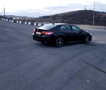 ფოტო 1 TOYOTA Camry 2019 thumb