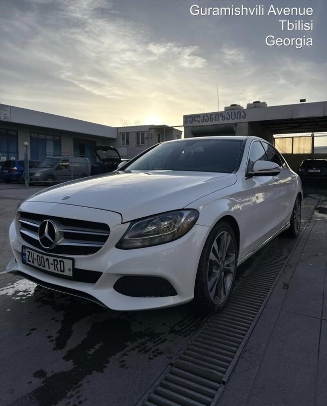 ფოტო 5 Mercedes-Benz C-Class 2015