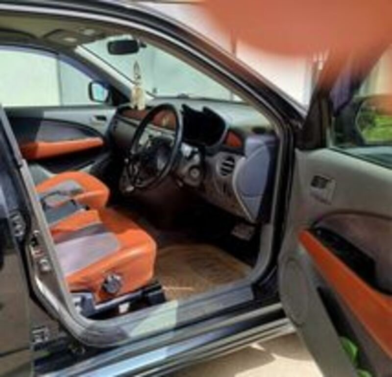 ფოტო 2 MITSUBISHI Airtrek 2002