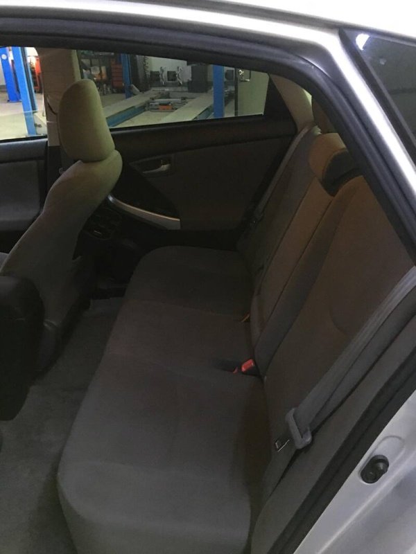 ფოტო 2 TOYOTA Prius 2014