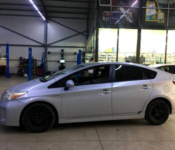 ფოტო 1 TOYOTA Prius 2014 thumb