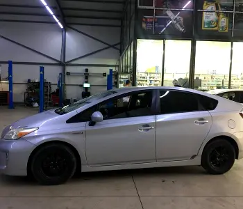 ფოტო 1 TOYOTA Prius 2014 thumb