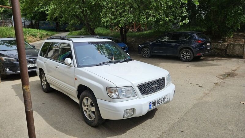 ფოტო 2 SUBARU Forester 2001