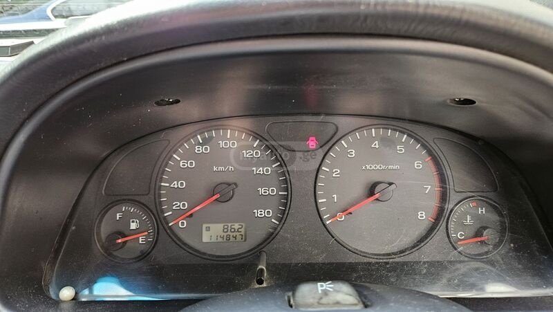 ფოტო 4 SUBARU Forester 2001