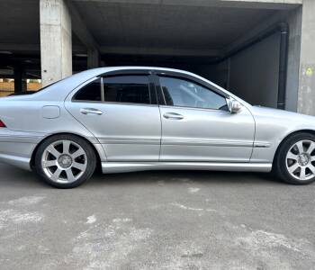 ფოტო 2 Mercedes-Benz C-Class 2005 thumb