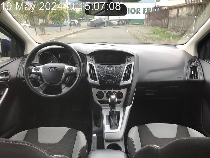 ფოტო 6 FORD Focus 2012