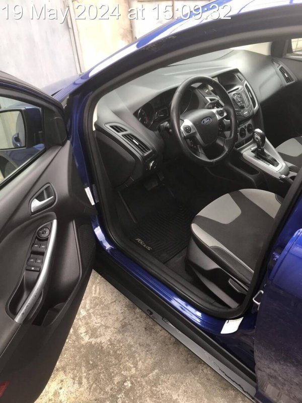 ფოტო 7 FORD Focus 2012