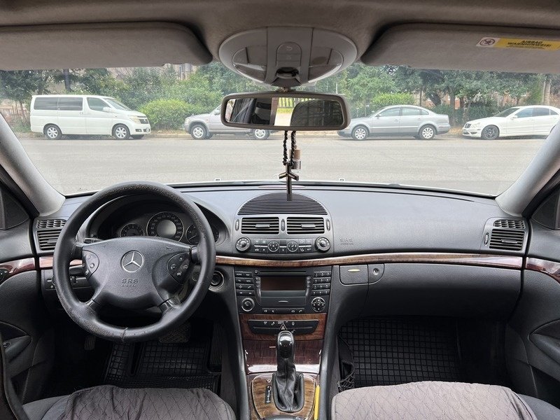 ფოტო 4 Mercedes-Benz E-Class 2002