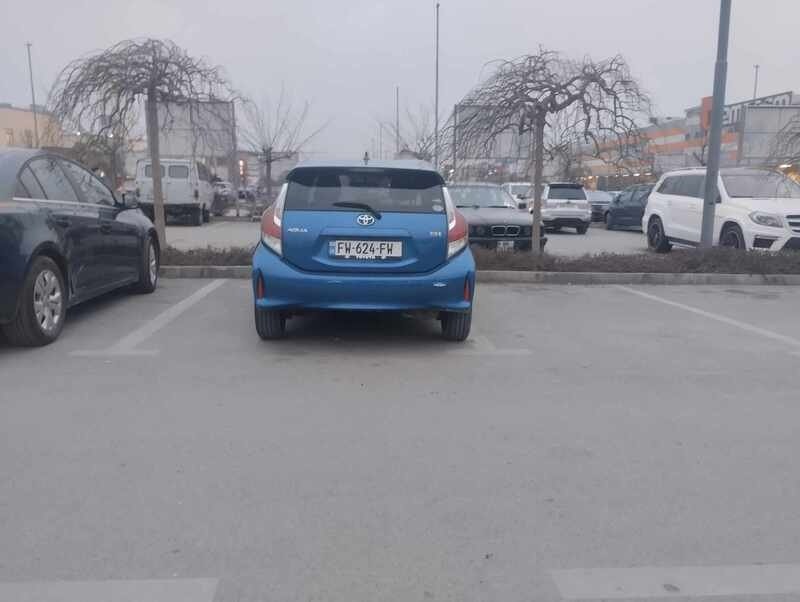 ფოტო 2 TOYOTA Aqua 2018