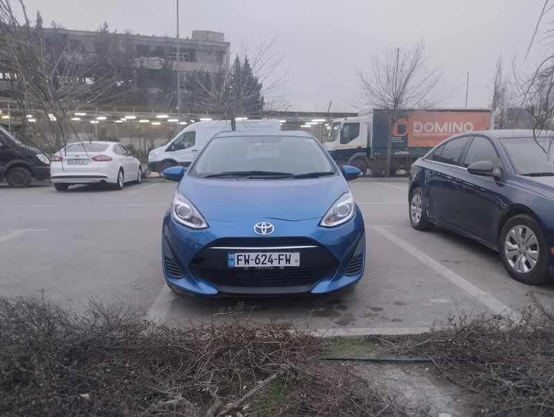 ფოტო 6 TOYOTA Aqua 2018