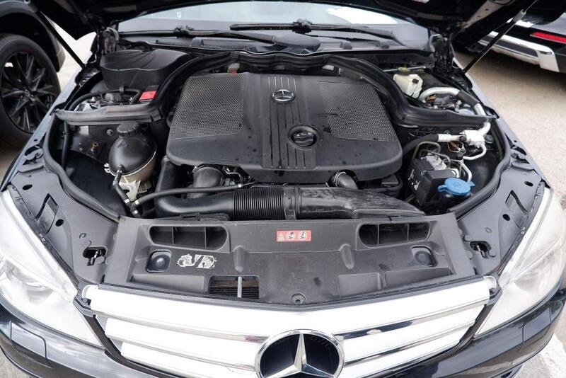 ფოტო 10 Mercedes-Benz C-Class 2010