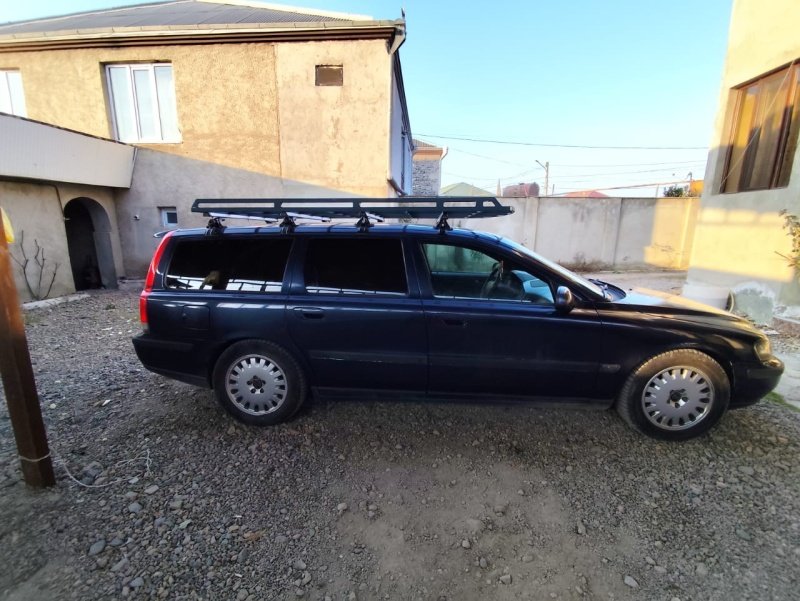 ფოტო 8 VOLVO V70 2001