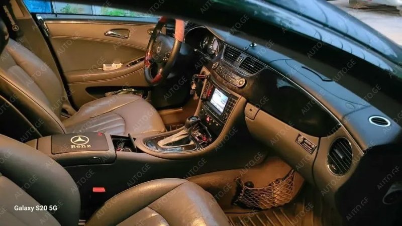 ფოტო 10 Mercedes-Benz CLS-Class 2006