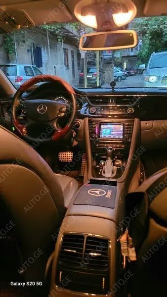 ფოტო 11 Mercedes-Benz CLS-Class 2006