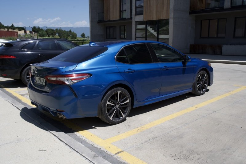 ფოტო 2 TOYOTA Camry 2018