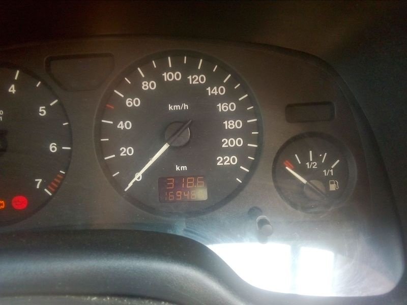 ფოტო 8 OPEL Astra 2000