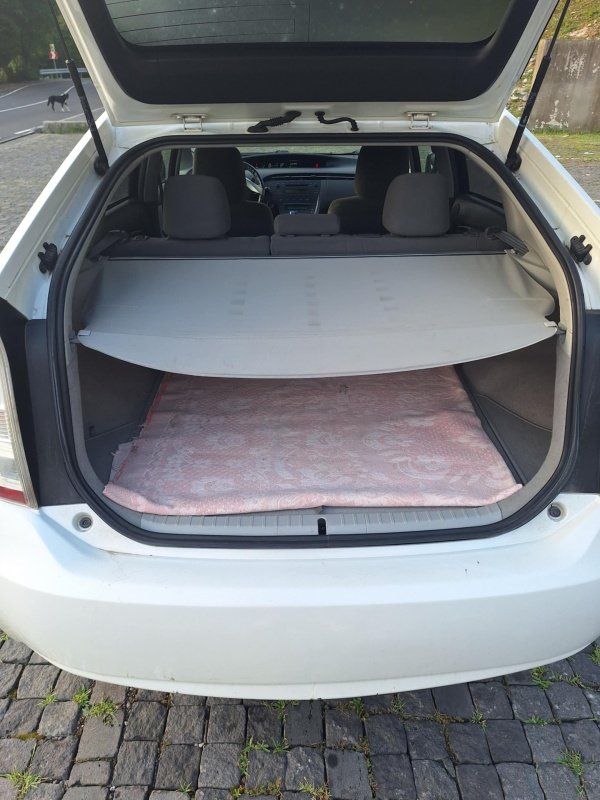 ფოტო 8 TOYOTA Prius 2010