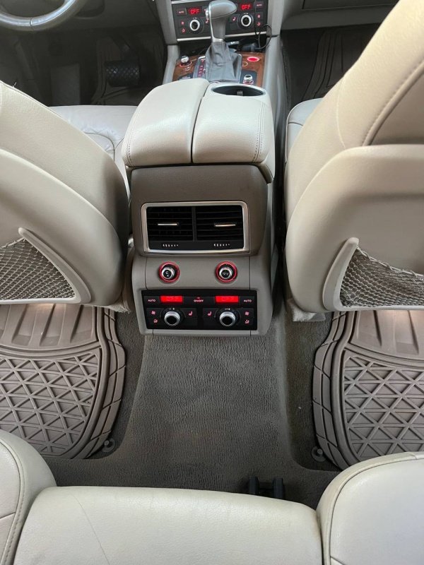 ფოტო 10 AUDI Q7 2014
