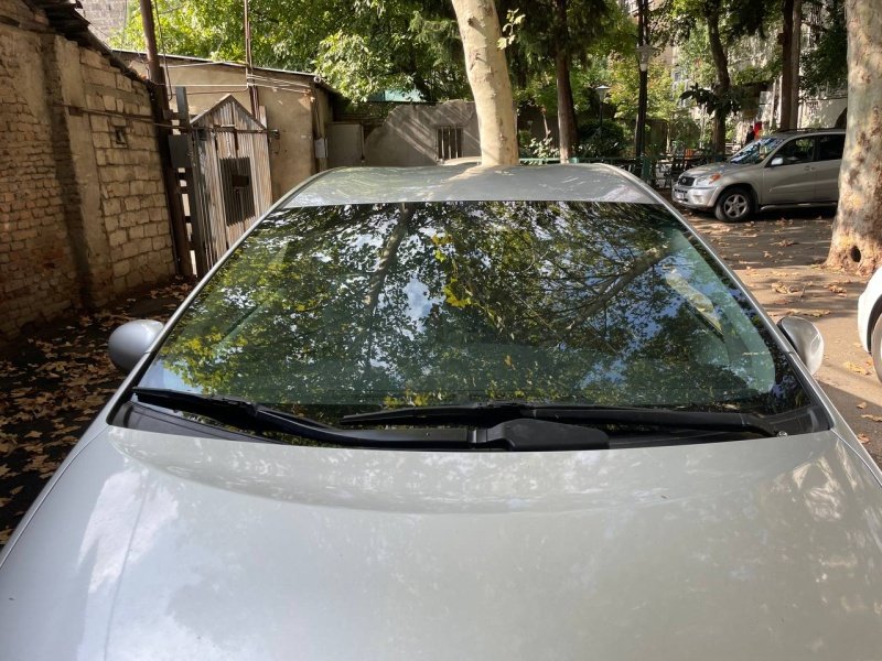 ფოტო 3 TOYOTA Prius 2012
