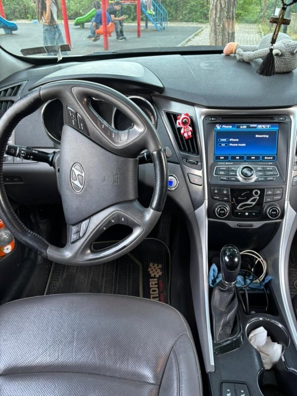 ფოტო 5 HYUNDAI Sonata 2012