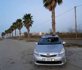 ფოტო 2 TOYOTA Prius 2012 thumb