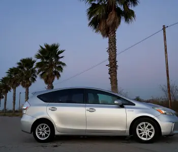 ფოტო 4 TOYOTA Prius 2012 thumb