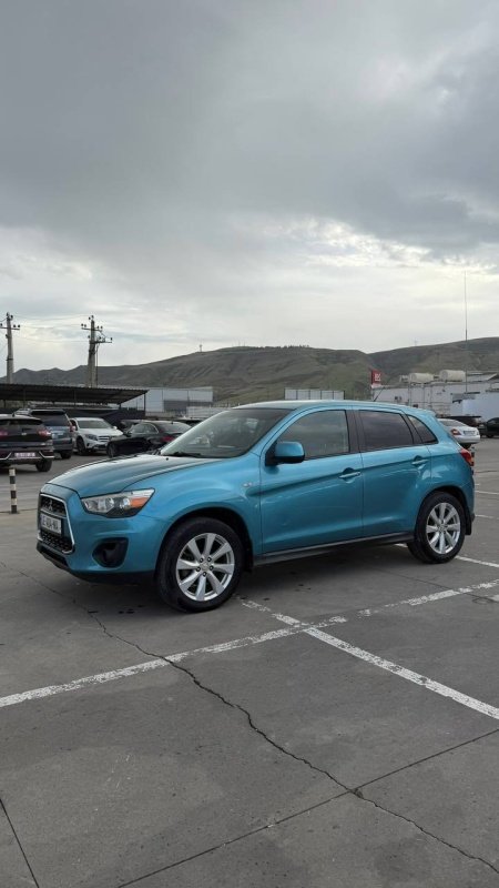 ფოტო 3 MITSUBISHI Outlander 2013
