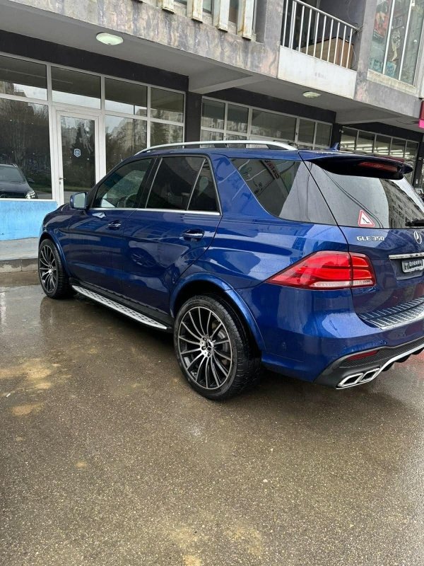 ფოტო 3 Mercedes-Benz GLE-Class 2017