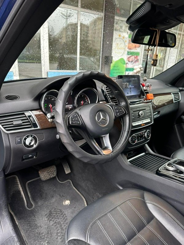 ფოტო 5 Mercedes-Benz GLE-Class 2017