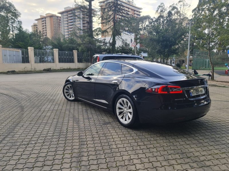 ფოტო 2 TESLA model S 2016
