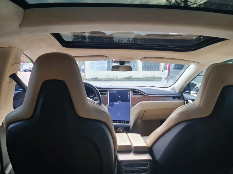 ფოტო 8 TESLA model S 2016